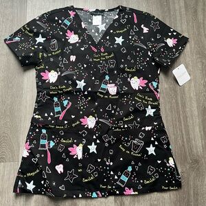 NWT Women’s XS Cherokee Dental Print Scrub Top